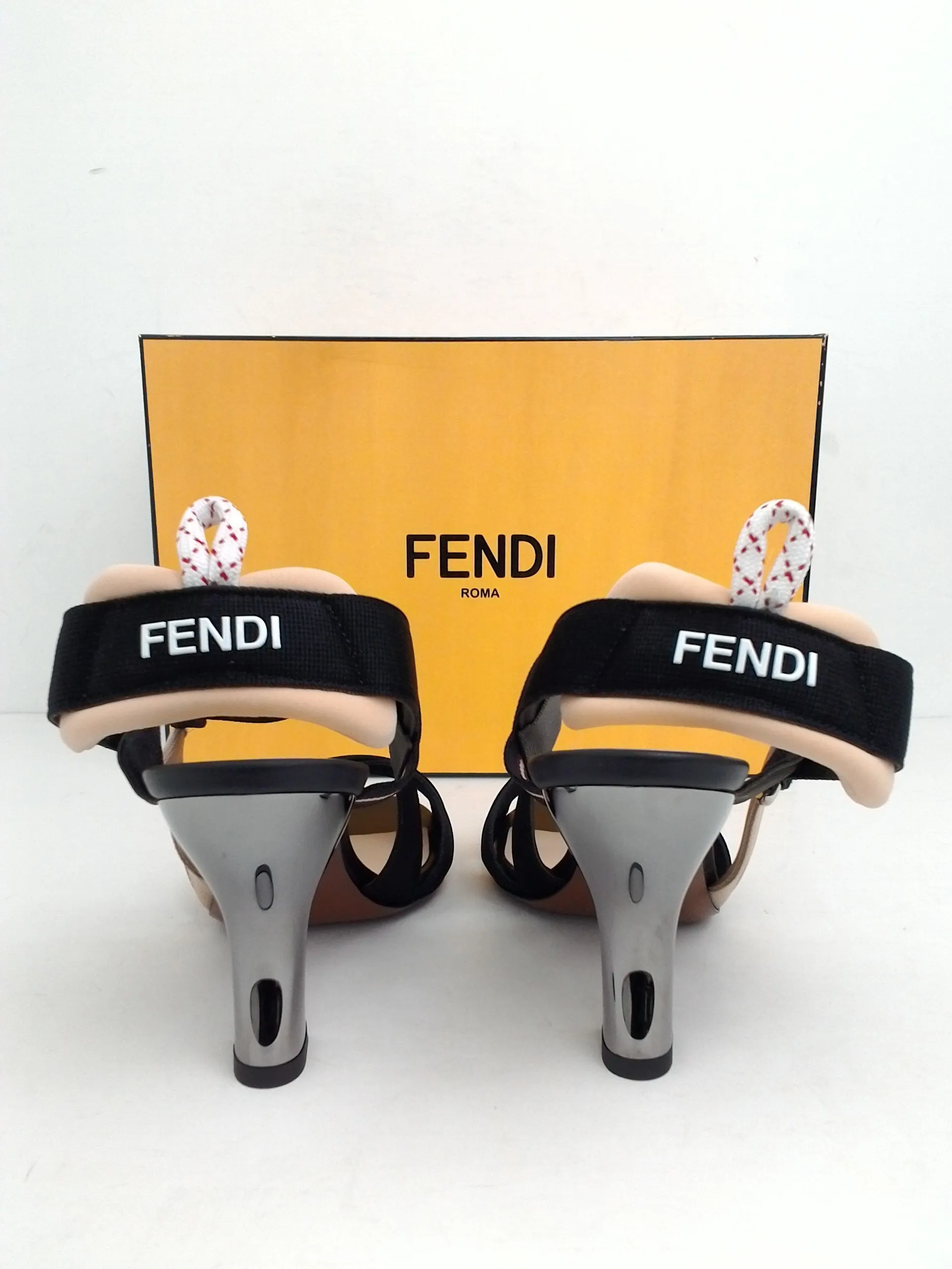 Fendi Women's Sandalo Nastro Nastro Bicol.Logo 3D Black Size 37